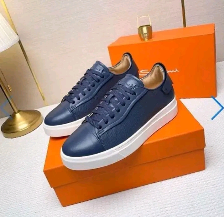 Santoni